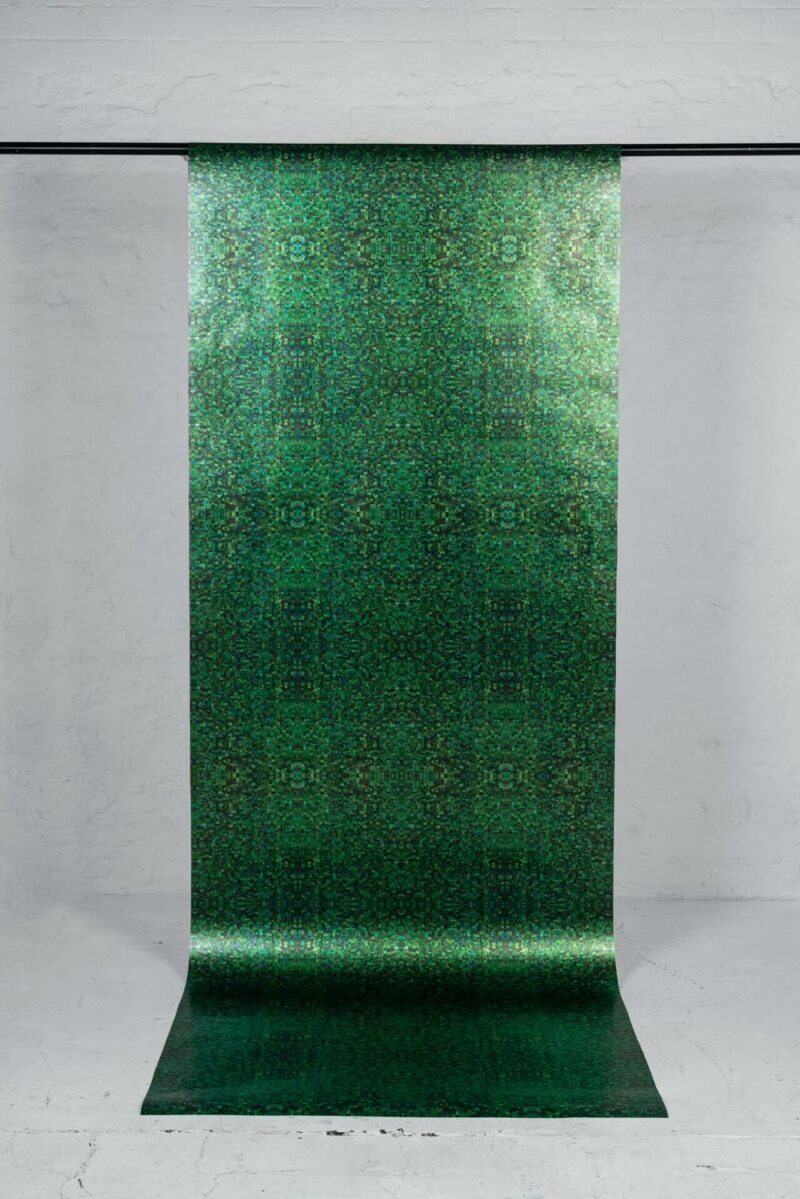 Tsavorite foil wallpaper - Image 4